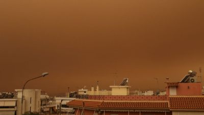 Έντονο το φαινόμενο μεταφοράς σκόνης από την έρημο της Σαχάρα στην Κρήτη - Απαιτείται η άμεση λήψη μέτρων