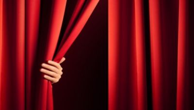 Παραστάσεις από τη θεατρική ομάδα του Συλλόγου Φίλων Μουσικής Σητείας, με τη στήριξη της Περιφέρειας