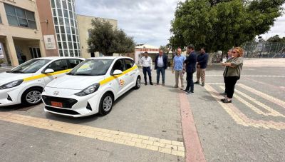 Ο Δήμος Μαλεβιζίου παρέλαβε δύο νέα οχήματα για τις Κοινωνικές Υπηρεσίες
