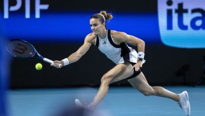 Η Σάκκαρη νίκησε 2-0 την Κουντερμέτοβα και πέρασε στα ημιτελικά του Charleston Open