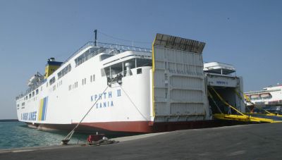 Νεκρός άντρας μέσα στο πλοίο της γραμμής Πειραιάς – Χανιά – Νόμιζαν ότι κοιμόταν στην καρέκλα