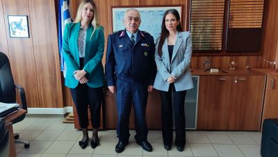 Ελένη Βατσινά: Με τους αστυνομικούς για τα 