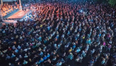 Ηράκλειο: Τίμησαν το ζωντανό θρύλο της Κρητικής Μουσικής, το Βασίλη Σκουλά (Βίντεο)