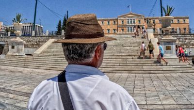 Καιρός: Eπιστροφή στο καλοκαίρι – Λίγες μπόρες, κυρίως στα ορεινά