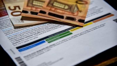 Φθηνότερο σε σχέση με τον Αύγουστο το «πράσινο» τιμολόγιο Σεπτεμβρίου της ΔΕΗ