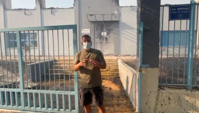 Φωτιά στην Αττική: Κάηκε ολοσχερώς το κλειστό της Νέας Πεντέλης - Δείτε βίντεο