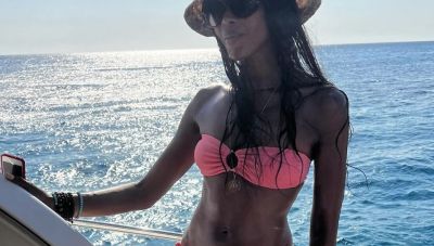 Naomi Campbell: Παθιασμένα φιλιά με το νέο σύντροφό της στη Μύκονο (ΒΙΝΤΕΟ)
