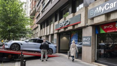 Συμφωνία της Uber με την κινεζική BYD για 100.000 ηλεκτρικά οχήματα