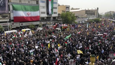 «Σκληρή τιμωρία» κατά του Ισραήλ ετοιμάζουν το Ιράν και οι σύμμαχοί του – Ανήσυχος για την κατάσταση στη Μ. Ανατολή δηλώνει ο Μπάιντεν