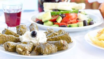 Τρίτη στην Ευρώπη η Ελλάδα στον δείκτη ικανοποίησης των τουριστών - Ποια η θέση της Κρήτης όσον αφορά την Γαστρονομία