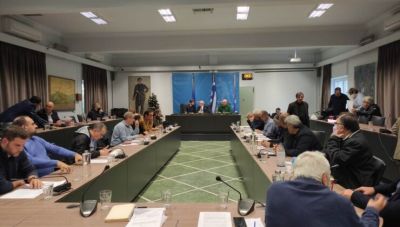 Ομόφωνο ψήφισμα του Δημοτικού Συμβουλίου Χανίων για τις καταργήσεις/συγχωνεύσεις σχολικών τμημάτων
