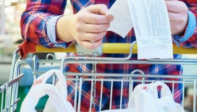 Ακρίβεια: Σε ποια προϊόντα έρχονται ανατιμήσεις και σε ποια μειώσεις στα σούπερ μάρκετ τον Σεπτέμβριο