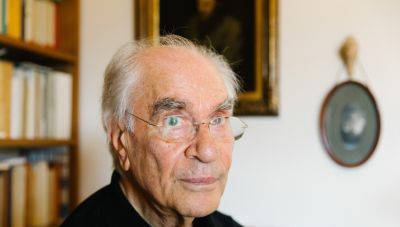 Πέθανε ο Χρήστος Γιανναράς - Άρθρα του «κόσμησαν» τη  στήλη «Απόψεις» του newshub.gr