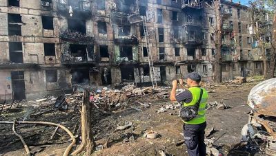 Ουκρανία: Δύο δημοσιογράφοι τραυματίστηκαν και ένας αγνοείται από πλήγμα των ρωσικών δυνάμεων σε ξενοδοχείο του Κραματόρσκ