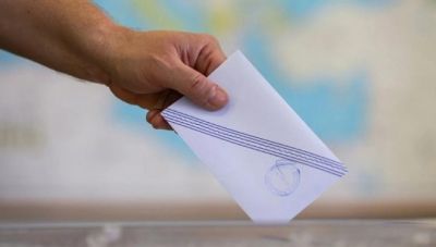 Δημοσκόπηση δείχνει 5ο κόμμα τον ΣΥΡΙΖΑ με 8,3%
