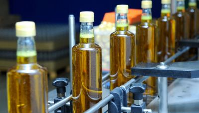 Ισπανία: Ακριβότερο κατά 38% σε σχέση με πέρσι το ελαιόλαδο παρά τον μηδενισμό του ΦΠΑ