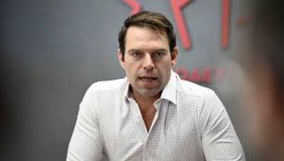 Μέσω zoom θα μιλήσει στην Κοινοβουλευτική Ομάδα του ΣΥΡΙΖΑ Στέφανος Κασσελάκης