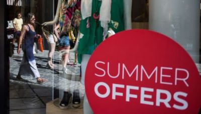 Με αρνητικό πρόσημο οι θερινές εκπτώσεις – Τι δείχνουν τα στοιχεία