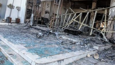 Εμπρηστική επίθεση σε επιχείρηση στη Νέα Σμύρνη