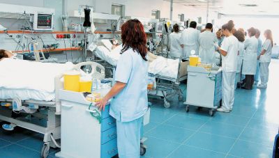 Hράκλειο: Στη ΜΕΘ η ανήλικη μετά το τροχαίο με το μηχανάκι