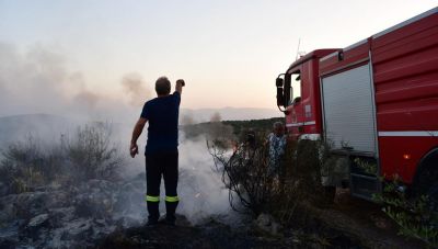 Μεγάλη φωτιά στον Δομοκό – Μήνυμα από το 112, εκκενώνεται το χωριό Κορομηλιά