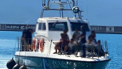 Καλαμάτα: Από την Τουρκία ξεκίνησαν οι 77 διασωθέντες μετανάστες, ανάμεσά τους 35 ανήλικοι – Ήταν 5 μέρες εν πλω