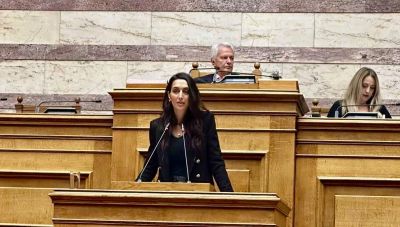 Νέα κοινοβουλευτική παρέμβαση της Κ. Σπυριδάκη για τη ζημία των ελαιοπαραγωγών