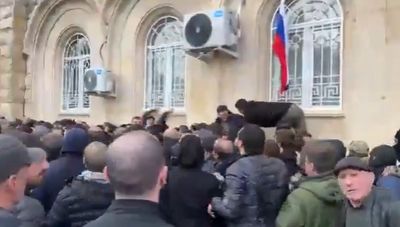 Γεωργία: Νεκρός από πυροβολισμούς βουλευτής στο κοινοβούλιο της Αμπχαζίας