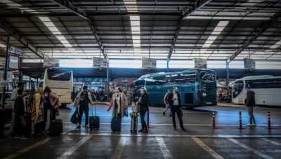 Κορυφώνεται η έξοδος για τα Χριστούγεννα σε ΚΤΕΛ και εθνικές οδούς – Τι πρέπει να προσέξουν οι οδηγοί