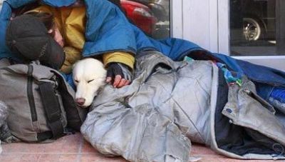 Ηράκλειο: Οι «αόρατοι» συνάνθρωποι μας, καμιά φορά χρειάζονται και φάρμακα....