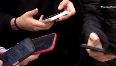 Κυβερνητικό σχέδιο για τον εθισμό ανηλίκων στα social media: Παρουσιάζεται αύριο Δευτέρα 30/12