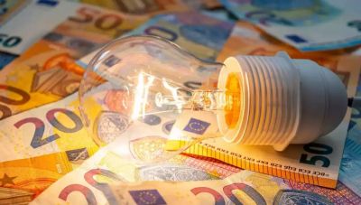 Τιμολόγια ρεύματος: Οι αλλαγές που έρχονται στις χρεώσεις το 2025