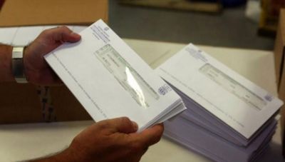 Εφορία: Βροχή από 90.000 «κλήσεις» για απλήρωτα τέλη κυκλοφορίας-Χιλιάδες «ραβασάκια» και για παλιές φορο-υποθέσεις