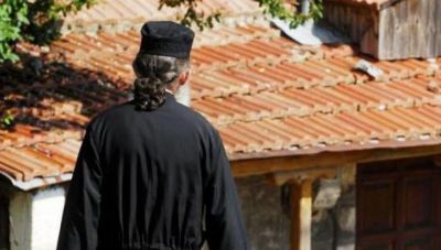 Παππάς γλίτωσε γυναίκα από απάτη – Της ζητούσαν 30.000 ευρώ για δήθεν χειρουργείο του παιδιού της