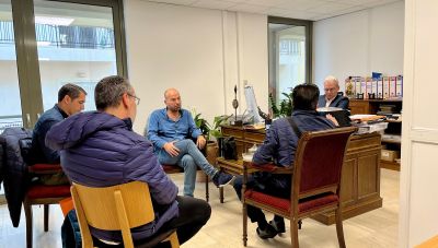 Συνάντηση εργασίας του Δημάρχου Αλέξη Καλοκαιρινού με τη νέα Διοίκηση του Συλλόγου Ιδιοκτητών Ταξί Ηρακλείου