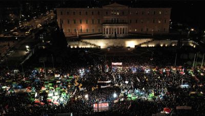 Ολονυχτία για τα τρακτέρ στο «μπλόκο του Συντάγματος» - Την επόμενη εβδομάδα συνάντηση με Μητσοτάκη