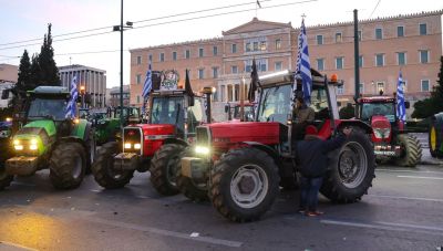 Κάνουν «ταμείο» στα μπλόκα οι αγρότες: Τι κέρδισαν από το συλλαλητήριο στο Σύνταγμα