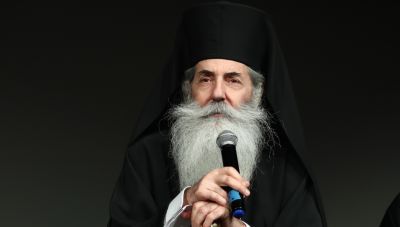 Μητροπολίτης Πειραιώς: Θέτει εκτός Εκκλησίας τους βουλευτές που ψήφισαν «ναι» στον γάμο των ομόφυλων ζευγαριών