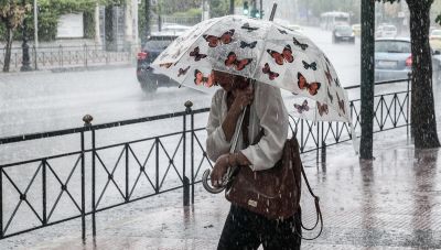 Τα «δόντια» του μας δείχνει ο καιρός από σήμερα φέρνοντας λασποβροχές και καταιγίδες
