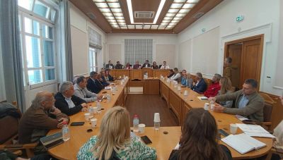 Περιφέρεια Κρήτης: Ραντεβού με τον Υπουργό για λύση, αποφάσισαν για το μεταναστευτικό