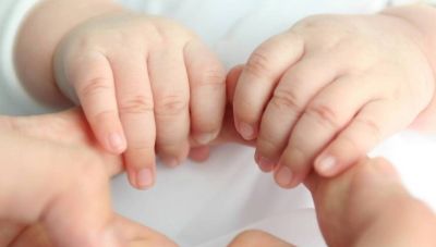 Νέο επίδομα voucher: 500 ευρώ σε γονείς - Οι προϋποθέσεις και τα δικαιολογητικά