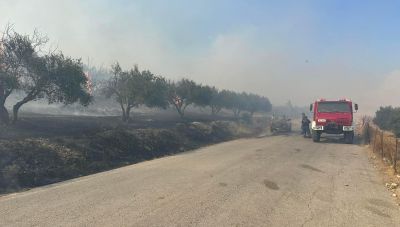 Ηράκλειο: Φωτιά στην περιοχή Άνω Άκρια – Μήνυμα του «112» για απομάκρυνση των κατοίκων
