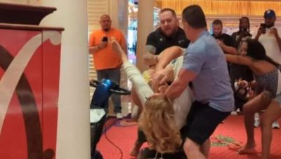 Λουτράκι: Άγριο ξύλο μέσα στο καζίνο - ΄Πιάστηκαν στα χέρια πελάτες αλλά τραυματίστηκε ένας σερβιτόρος