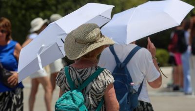 Kαμίνι παραμένει η χώρα - Υψηλός ο κίνδυνος πυρκαγιάς στην Κρήτη