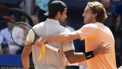 Εκτός τελικού στην Ελβετία ο Στέφανος Τσιτσιπάς - Έχασε με 2-0 από τον Μπερετίνι