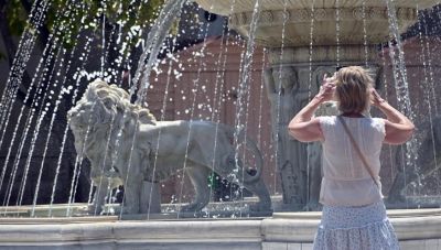 Επικαιροποιημένο δελτίο ΕΜΥ: Πότε υποχωρεί ο καύσωνας - Η θερμοκρασία στην Κρήτη