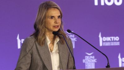 Μιλένα Αποστολάκη: Απέσυρε την υποψηφιότητά της για την προεδρία του ΠΑΣΟΚ