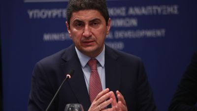 Εισαγγελική έρευνα για τον Λευτέρη Αυγενάκη-Διεγράφη από την ΚΟ της ΝΔ-Δεν παραδίδει την έδρα