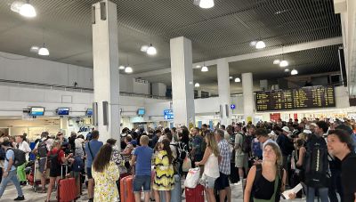 Αεροδρόμιο «Νίκος Καζαντζάκης»: Καθυστερήσεις πτήσεων και υπομονή για χιλιάδες επιβάτες
