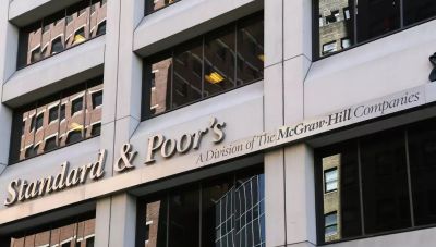 Η S&P Global Ratings αναβάθμισε τις ελληνικές τράπεζες